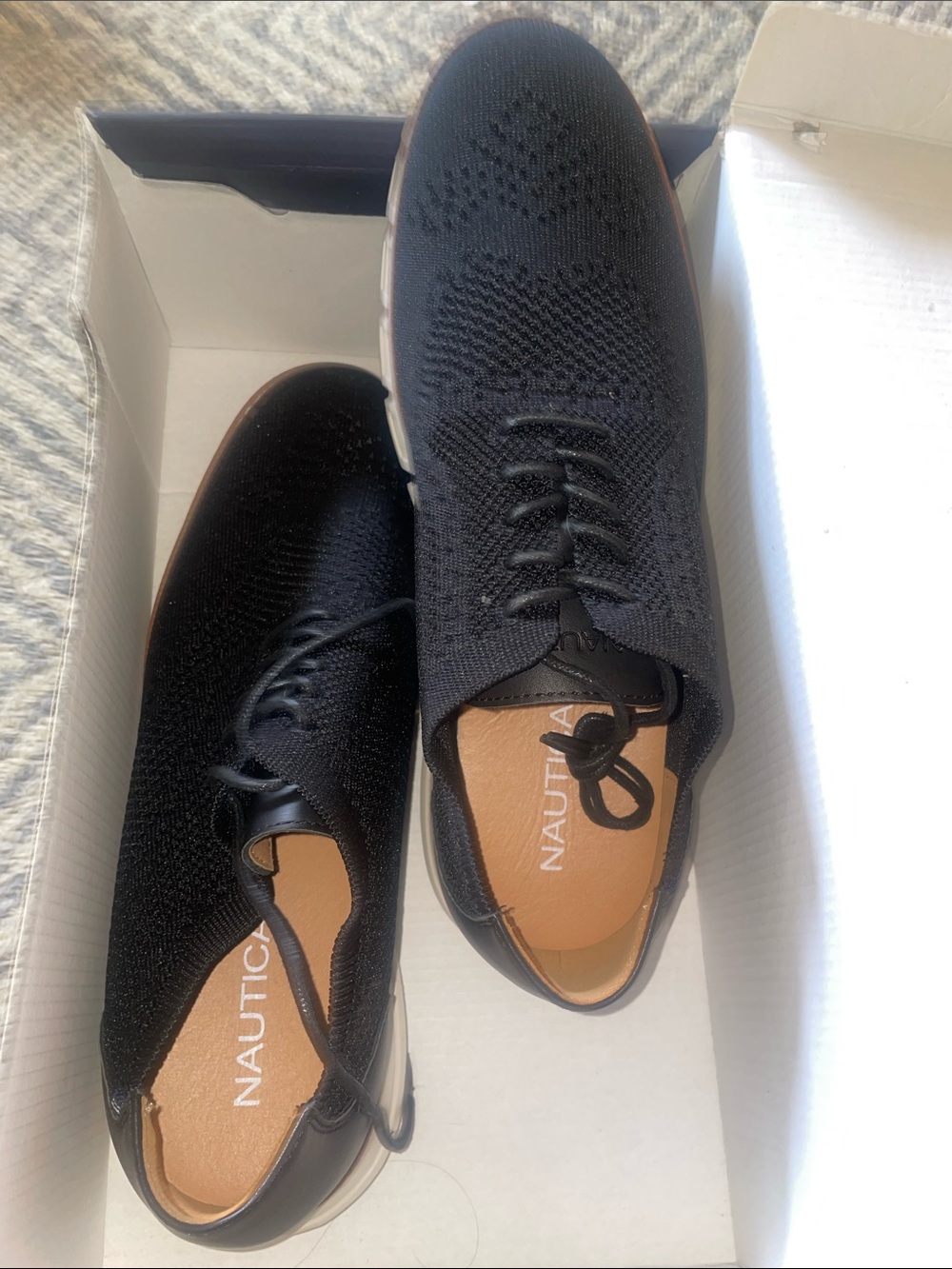 BNIB Nautica Men’s Black Knit Lace-Up Oxford style with Tan Insole, size 10